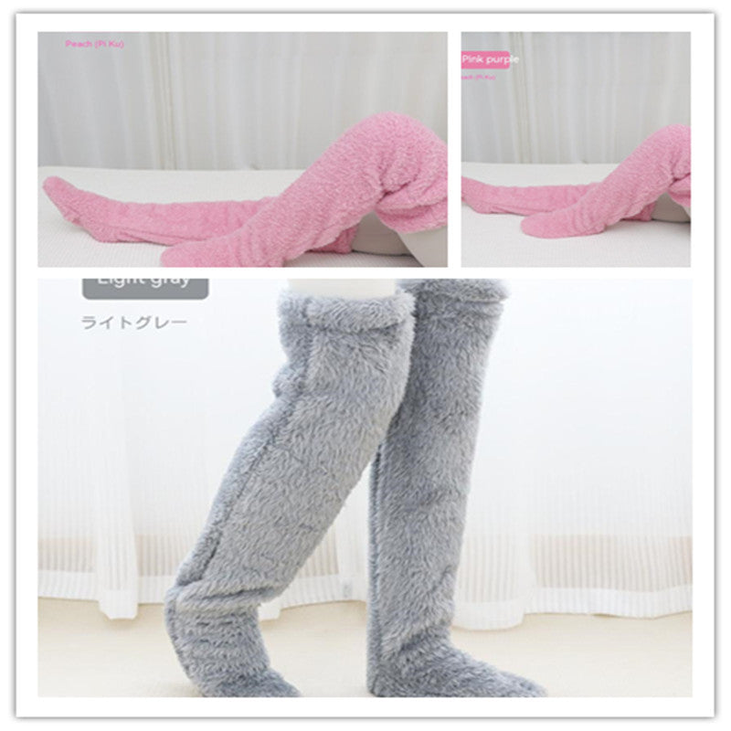 Chaussettes d'hiver chaudes et duveteuses au-dessus du genou