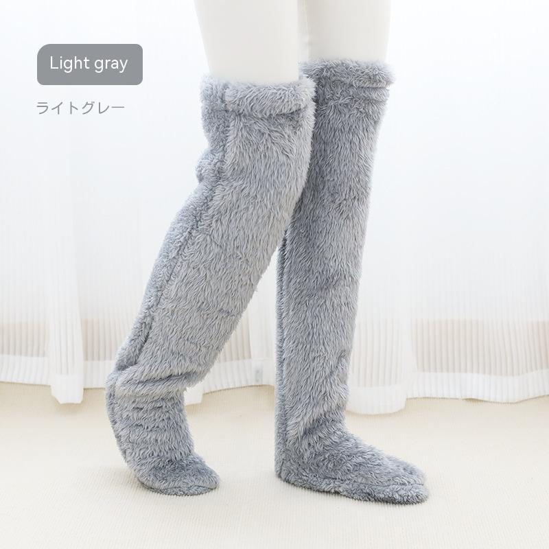 Chaussettes d'hiver chaudes et duveteuses au-dessus du genou